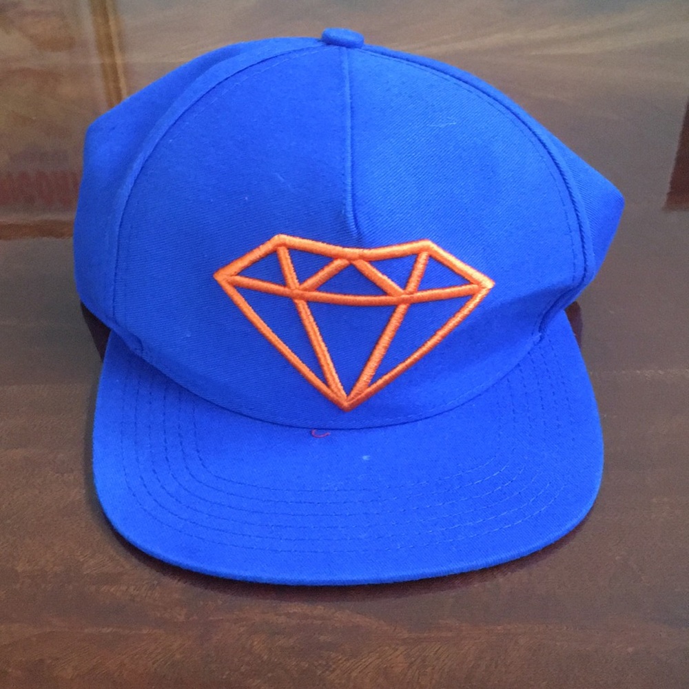 Diamond supply hat perfect condition